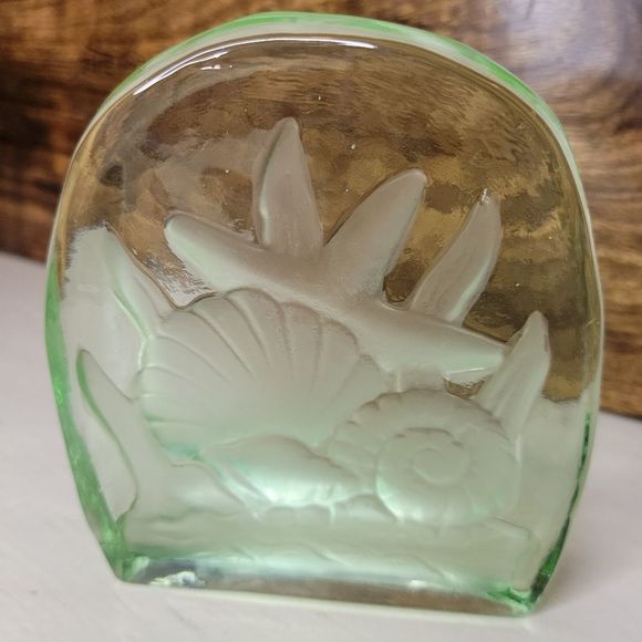 Under the Sea Paperweight Crystal Green Glass Etched Art - Picture 4 of 7